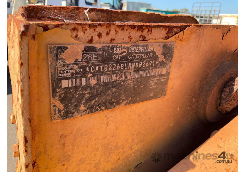 Caterpillar 226B Skid Steer
