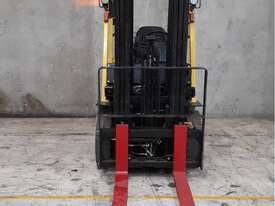 HYSTER H2.5XT Counterbalance Forklift (Ex Demo) - picture2' - Click to enlarge