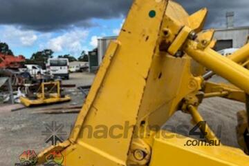 Komatsu (7789)   D85-PX