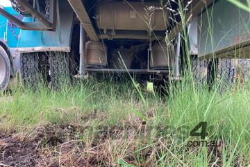 2012 Isuzu FXY1500 Flat Bed Tray