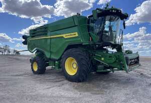 John Deere X9 Header & John Deere HD40R Draper Front