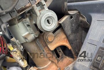 2004 Hino Ranger FC4J Flat Bed Tray