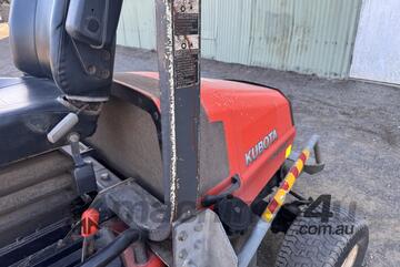 Kubota F3690 Front Mounted Ride-On Mower (Ex-Council)