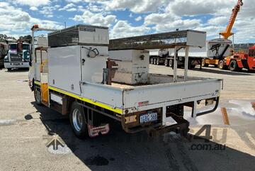 2016 Hino 300 921 Service Body