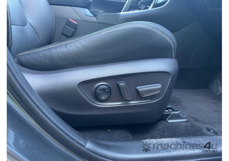 2022 Toyota RAV4 Cruiser Hybrid-Petrol (Auto) (Ex Lease)