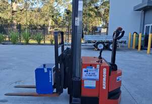 Wollongong Forklift: 2016 Raymond RRS,1.3T, 3-Stage Mast 3.81m Lift!