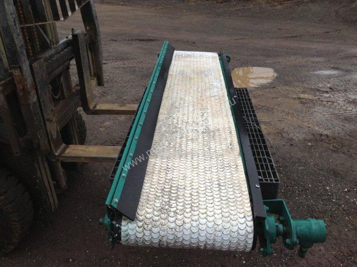 caption Vineyard or Orchard Single Side Delivery Belt