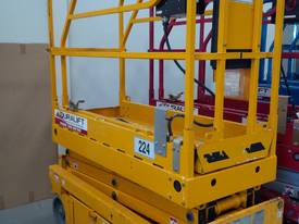 2010 19FT ELECTRIC SCISSOR LIFT FOR SALE - picture0' - Click to enlarge