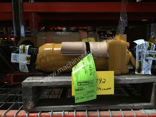 637D Scraper Load Cylinder Group 1083591