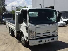 Isuzu  Tray Truck - picture0' - Click to enlarge