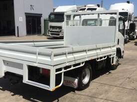 Isuzu  Tray Truck - picture2' - Click to enlarge