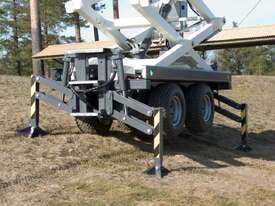Monitor Leguan 80-SX 4WD Spider Scissor Lift  - picture2' - Click to enlarge