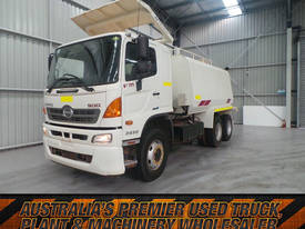 2012 Hino FM 2630 Water Truck - picture0' - Click to enlarge
