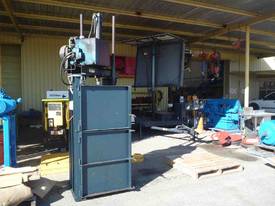 COMPACTOR BAILER - picture0' - Click to enlarge