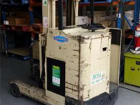 Shinko Forklift/Reach Truck 1.2 tonne - picture0' - Click to enlarge