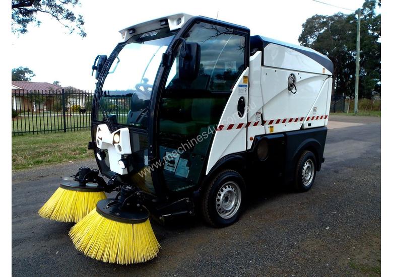 Used 2014 Macdonald Johnston 3014 Macdonald Johnston Industrial Road Street Floor Sweeper Street