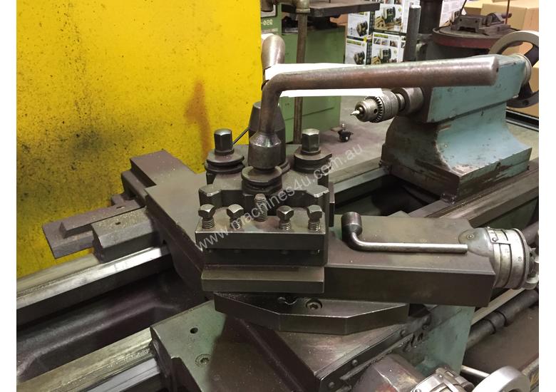 caption Used Victor Centre Lathe 400x1000