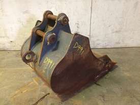 450MM TOOTHED BUCKET WITH SAND BLADE SUIT 1-2T EXCAVATOR D991 - picture0' - Click to enlarge