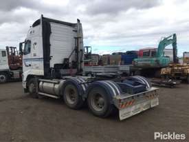 2003 Volvo FH12 Globetrotter - picture2' - Click to enlarge