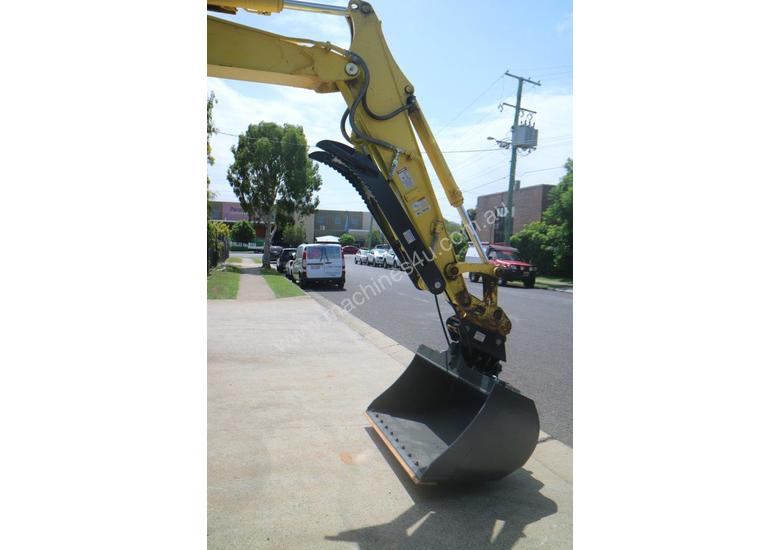New Gardner Engineering Australia Yanmar SV100 Thumb Tilt Bucket