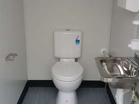 1.8m x 1.2m Single Toilet - picture0' - Click to enlarge