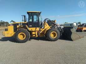 Caterpillar IT62G - picture0' - Click to enlarge