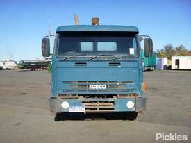 2005 Iveco Acco 2350G - picture1' - Click to enlarge