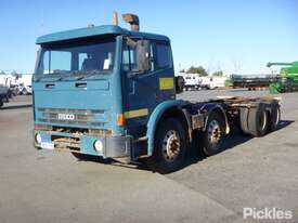2005 Iveco Acco 2350G - picture2' - Click to enlarge