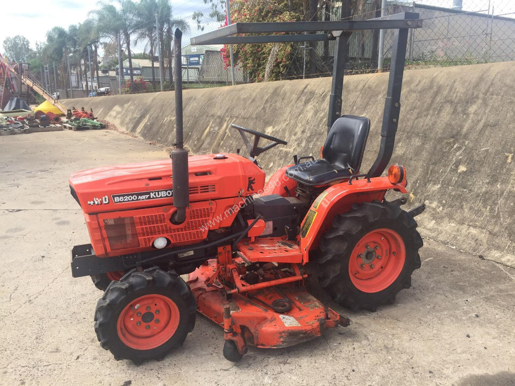 Used Kubota Kubota B6200 Fwa 4wd Tractor Tractors In Listed On