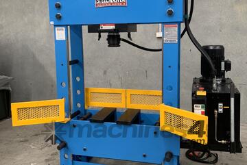 Heavy Duty Industrial 110Ton Hydraulic Workshop Press - Sliding Head & Vee Blocks