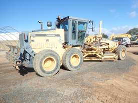 Champion 720A VHP Grader - picture2' - Click to enlarge