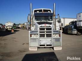 1996 Kenworth T601 - picture1' - Click to enlarge