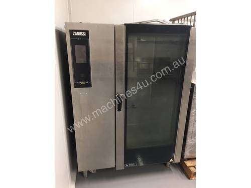 Zanussi EasySteamPlus Touchline Electric Combi Oven 40 tray