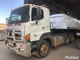 2007 Hino 700 Series - picture2' - Click to enlarge