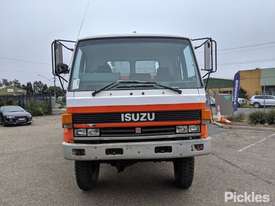 1990 Isuzu FSS500 - picture1' - Click to enlarge