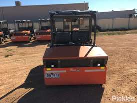 2015 Kubota RTVX90 - picture1' - Click to enlarge