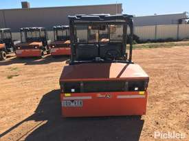 2015 Kubota RTVX90 - picture2' - Click to enlarge