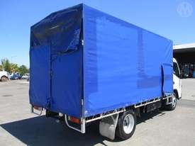 Fuso FEA21 Canter - picture1' - Click to enlarge