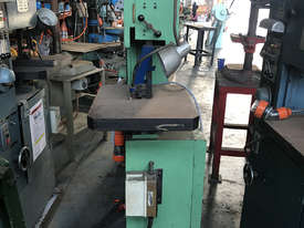 ACY LUX Bandsaw 300A, Vertical Metal Band Saw, 415 Volt 1/2 HP complete with 400 x 500 Bed - picture1' - Click to enlarge