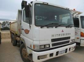 2003 MITSUBISHI FV 500 TIPPER TRUCK - picture0' - Click to enlarge