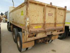 2003 MITSUBISHI FV 500 TIPPER TRUCK - picture1' - Click to enlarge
