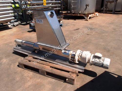 Open Throat Helical Rotor Pump, IN: 550mm L x 230mm W, OUT: 75mm Dia