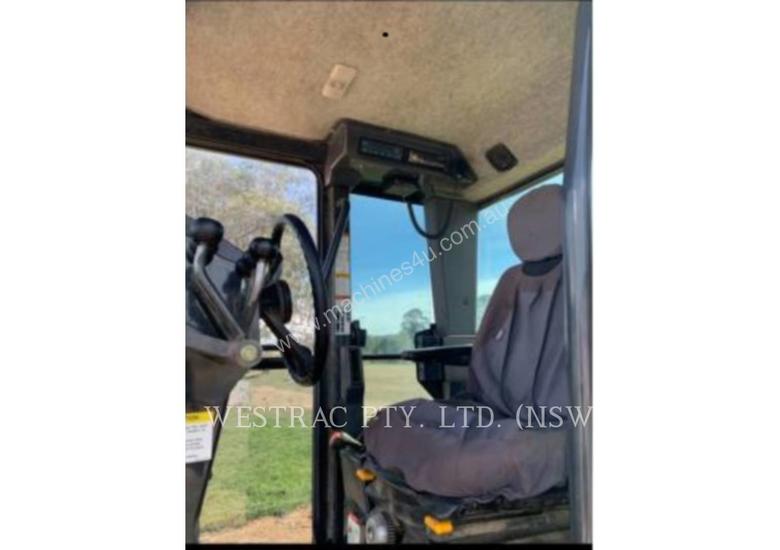 caption KOMATSU AMERICA GD655 Motor Graders