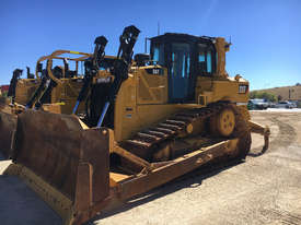 Caterpillar D6T XL - picture2' - Click to enlarge