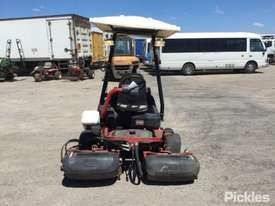 2009 Toro Greenmaster 3250-D - picture1' - Click to enlarge