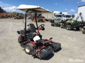 2009 Toro Greenmaster 3250-D - picture2' - Click to enlarge