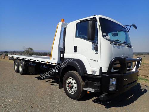 2018 Isuzu FXY 240/350 6x4, Tilt Tray