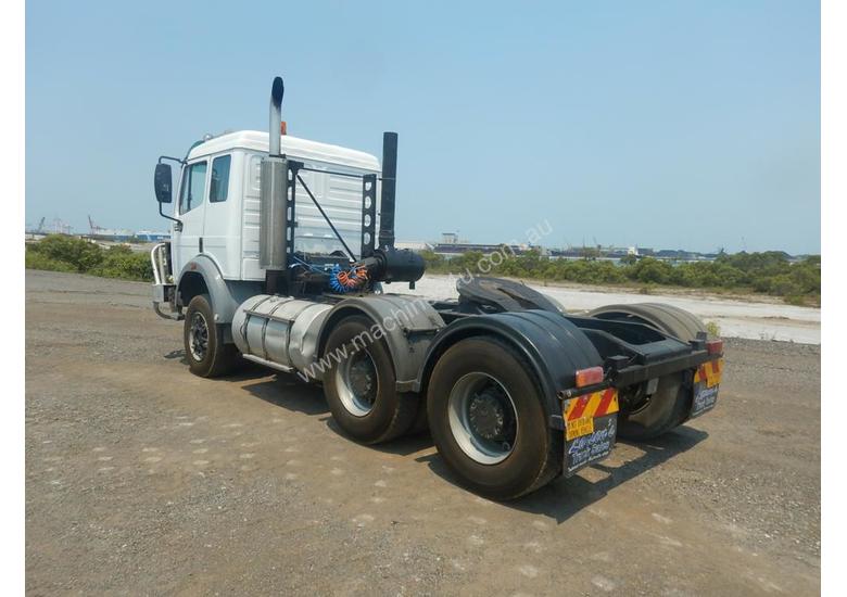 caption 1993 Mercedes 2435K/32