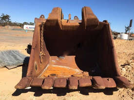 Other EX1900 Bucket-Rock Attachments - picture0' - Click to enlarge
