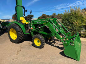 John Deere 4049M FWA/4WD Tractor - picture2' - Click to enlarge